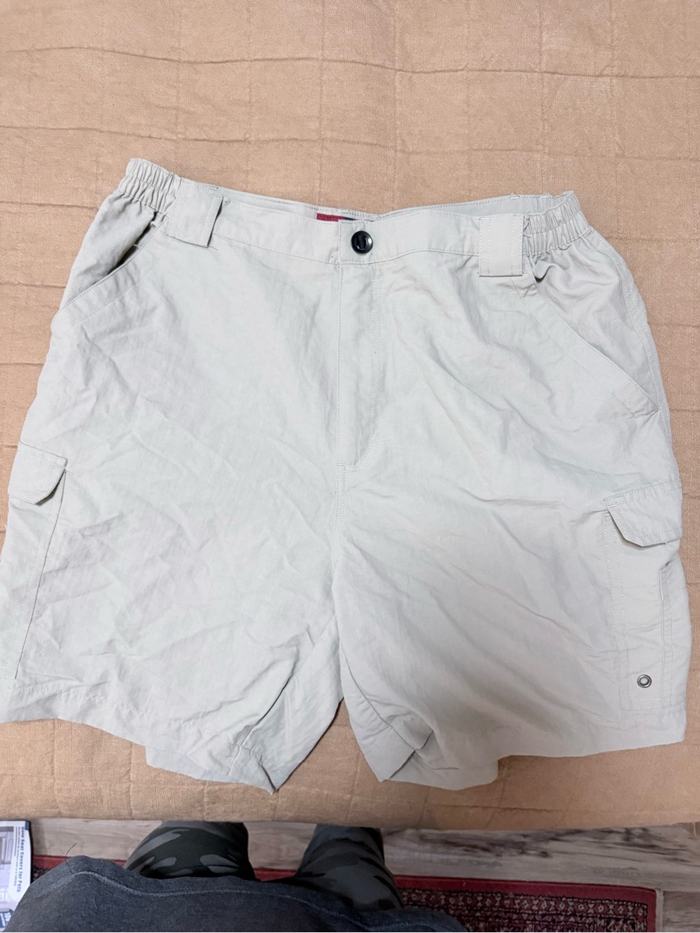 Men's Casual Cargo Shorts in Light Beige